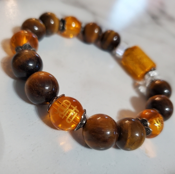 Tiger Eye God Of Wealth Stretch Bracelet - Picture 13 of 13